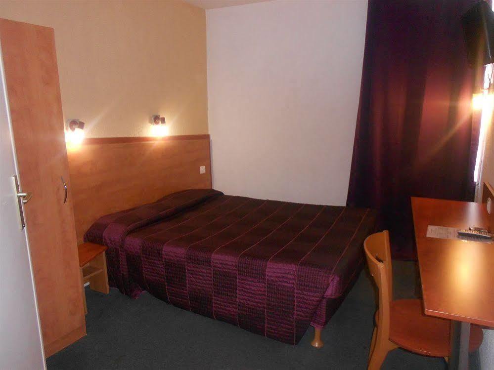 Confortel Avignon Tgv Hotel Exterior foto